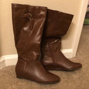 Brand New Size 8 Cognac Riding Boots